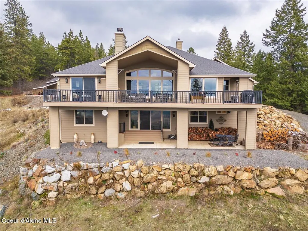 3251 Elmira Road Sandpoint ID 83864