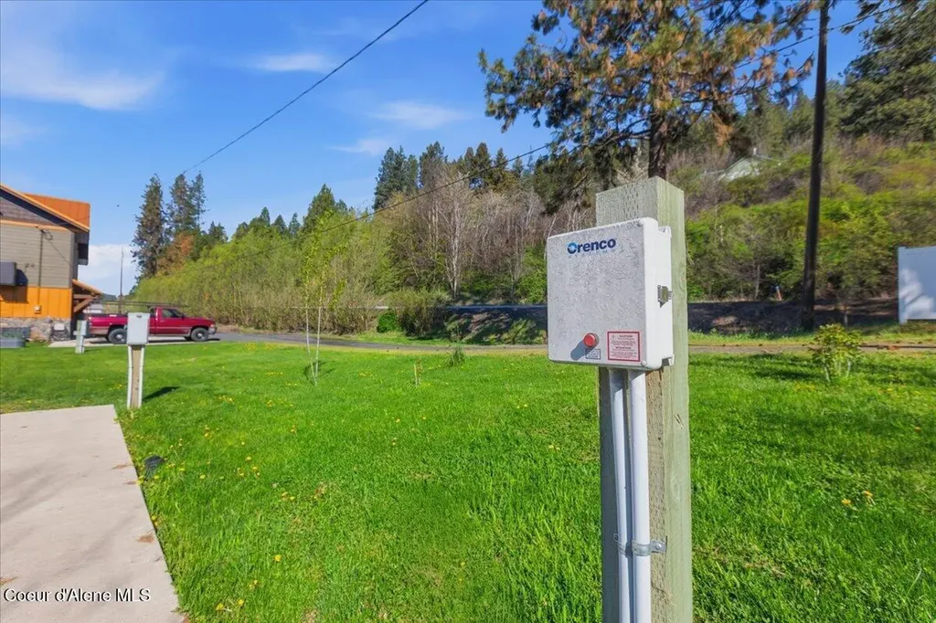 30 Frontage Lane St. Maries ID 83861