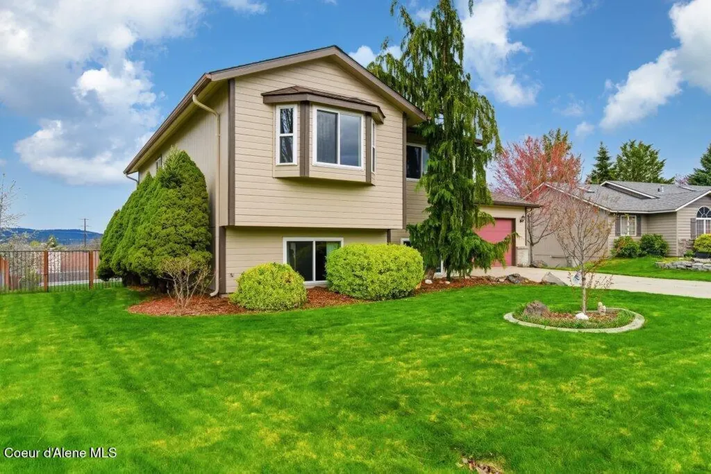 2207 N Stagecoach Drive Post Falls ID 83854