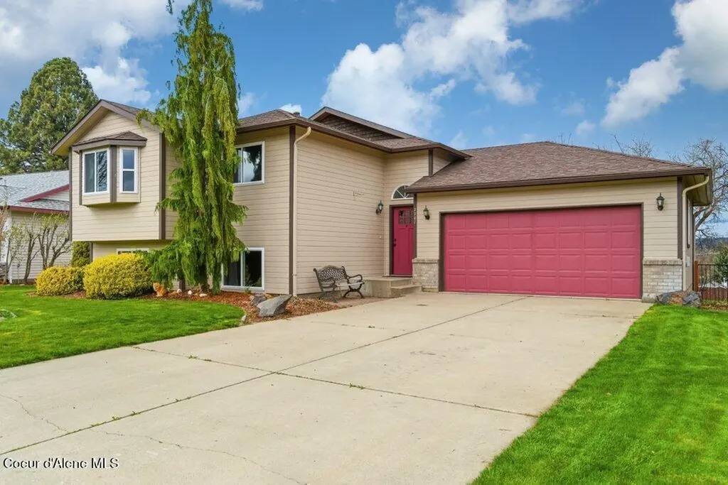 2207 N Stagecoach Drive Post Falls ID 83854
