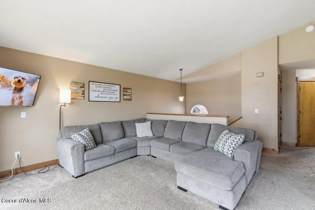 2207 N Stagecoach Drive Post Falls ID 83854