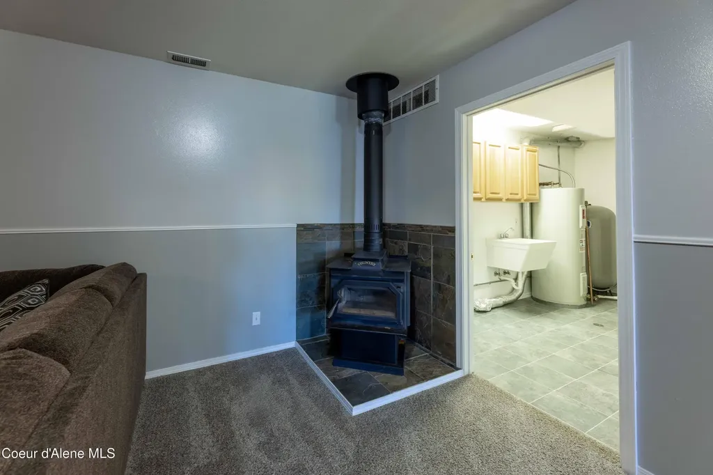 14601 Highway 5 St. Maries ID 83861