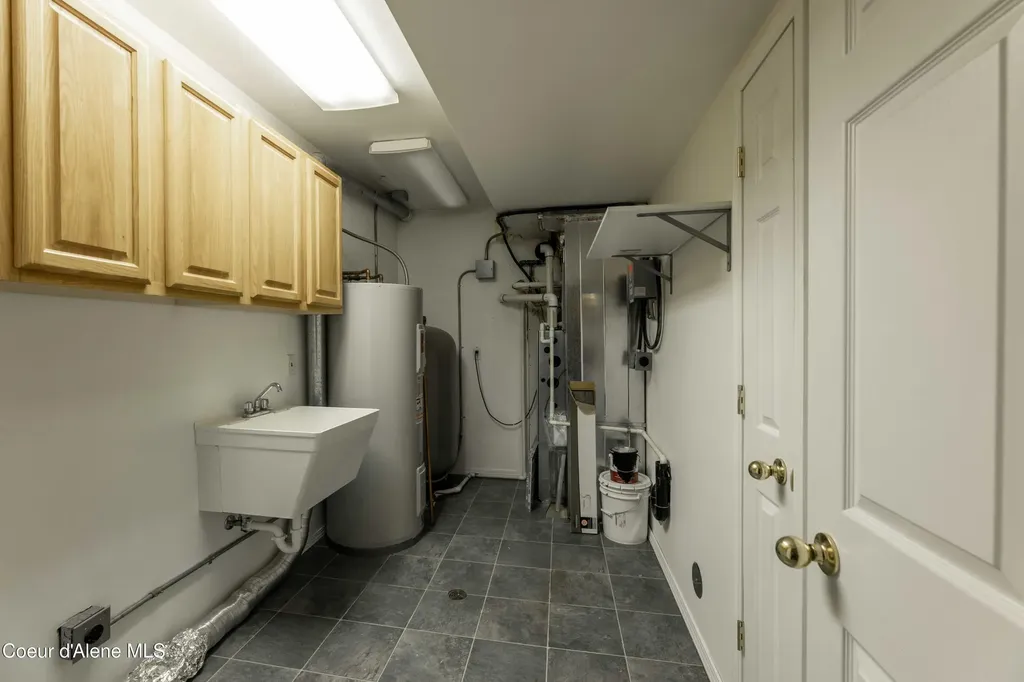 14601 Highway 5 St. Maries ID 83861