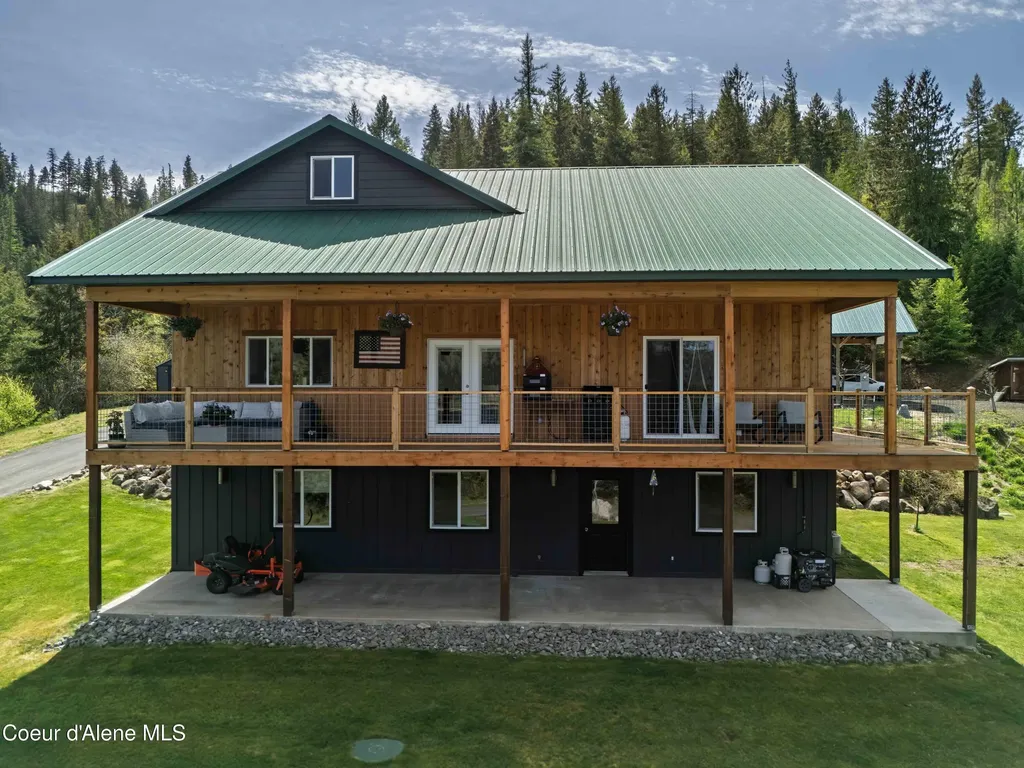 14601 Highway 5 St. Maries ID 83861