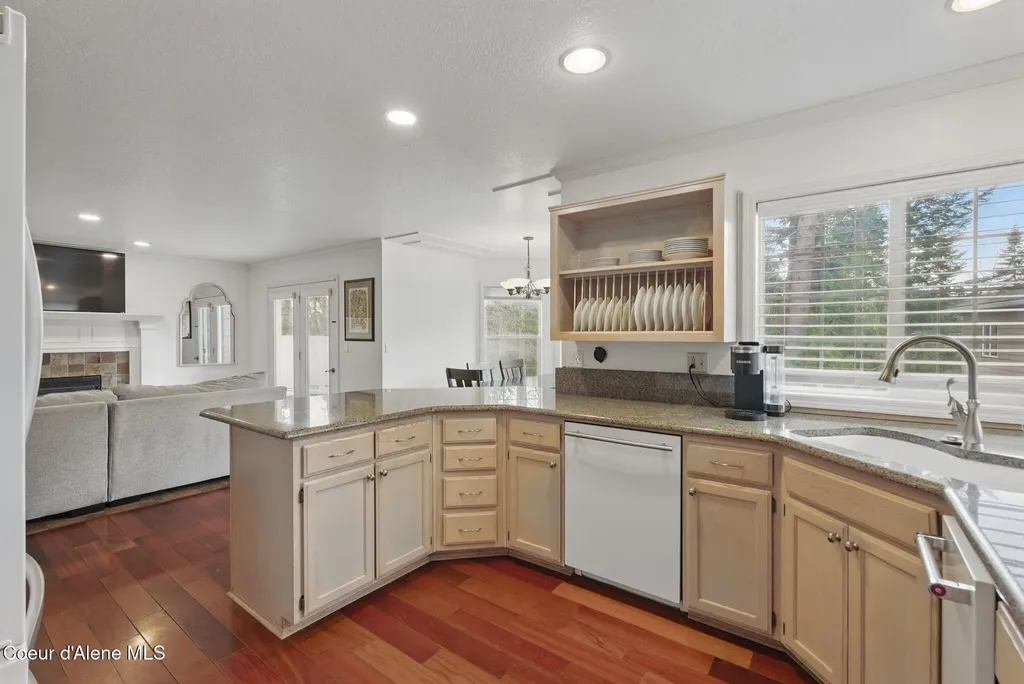 2123 Browning Way Sandpoint ID 83864
