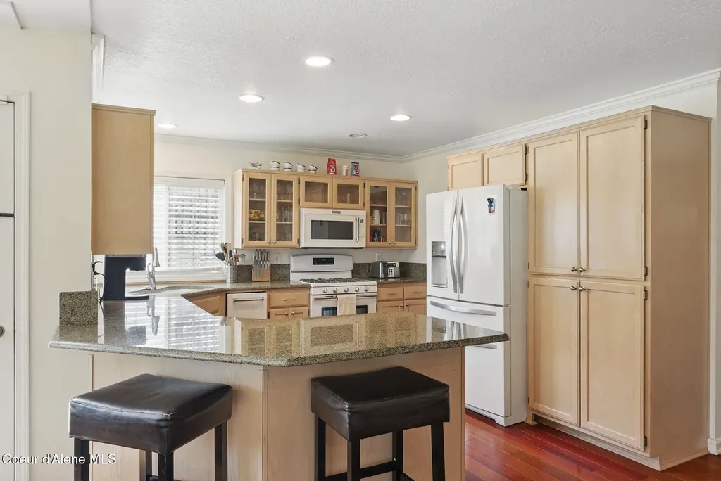 2123 Browning Way Sandpoint ID 83864
