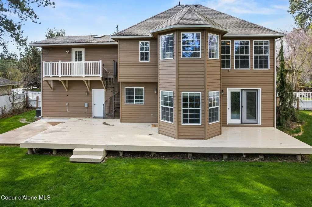 2123 Browning Way Sandpoint ID 83864