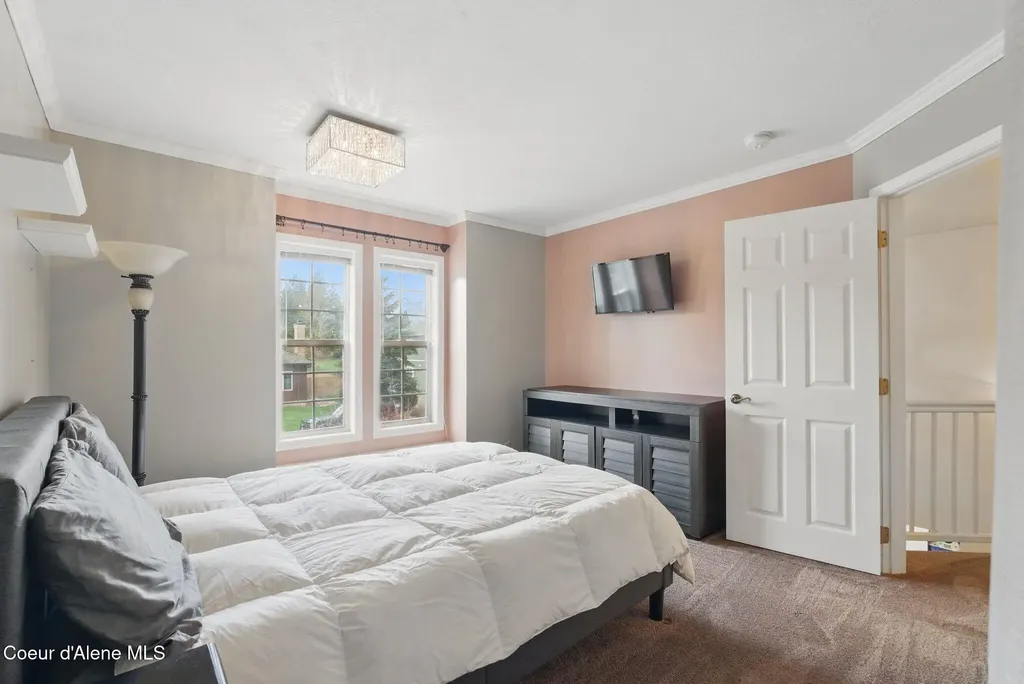 2123 Browning Way Sandpoint ID 83864