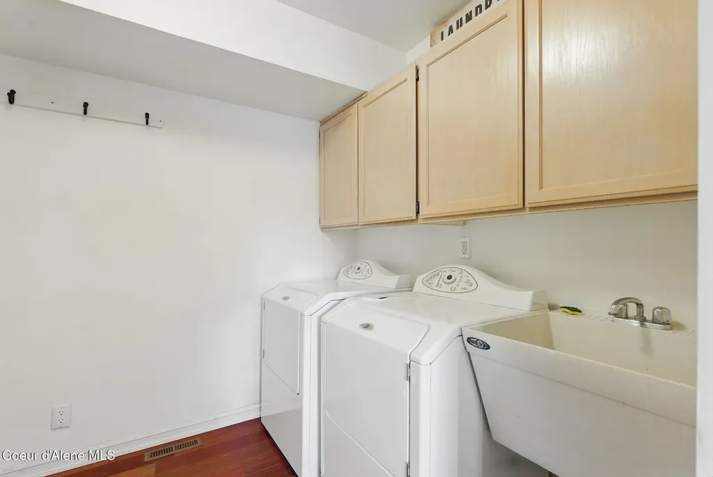 2123 Browning Way Sandpoint ID 83864