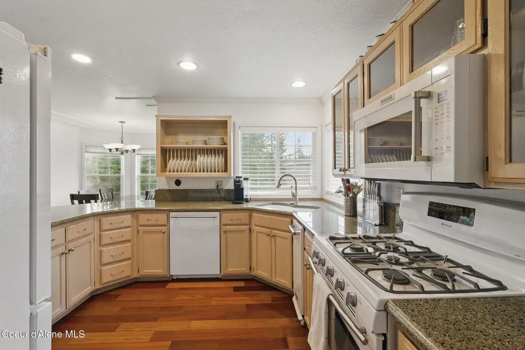 2123 Browning Way Sandpoint ID 83864