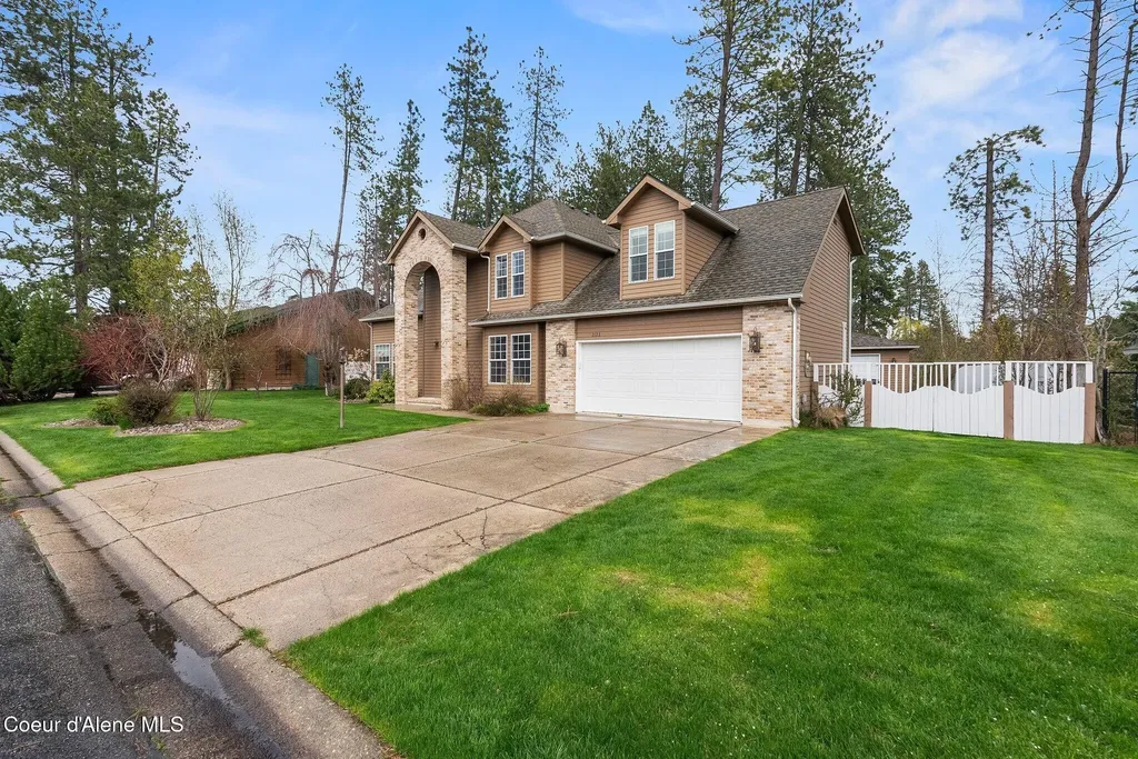2123 Browning Way Sandpoint ID 83864