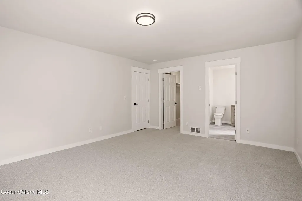 274 Johnny Long Road Sandpoint ID 83864