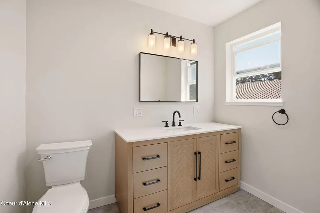 274 Johnny Long Road Sandpoint ID 83864