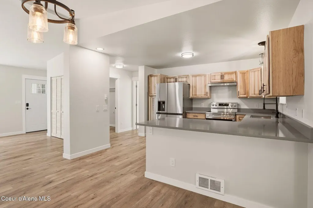 274 Johnny Long Road Sandpoint ID 83864
