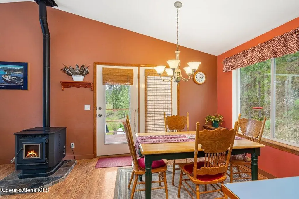 286A Abbey Road Cataldo ID 83810