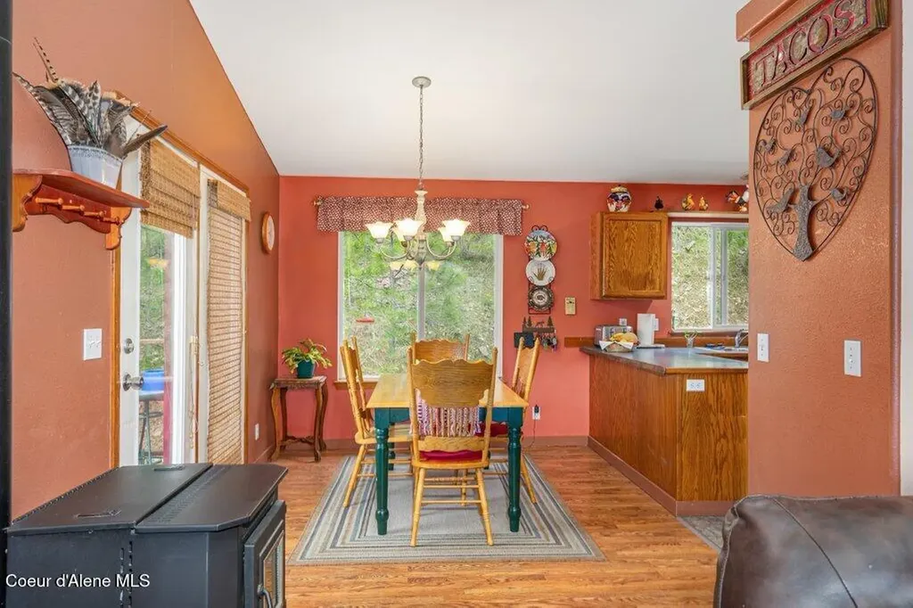 286A Abbey Road Cataldo ID 83810