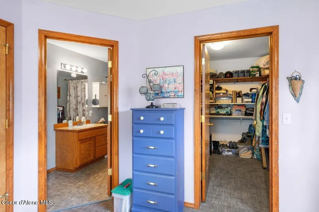 286A Abbey Road Cataldo ID 83810