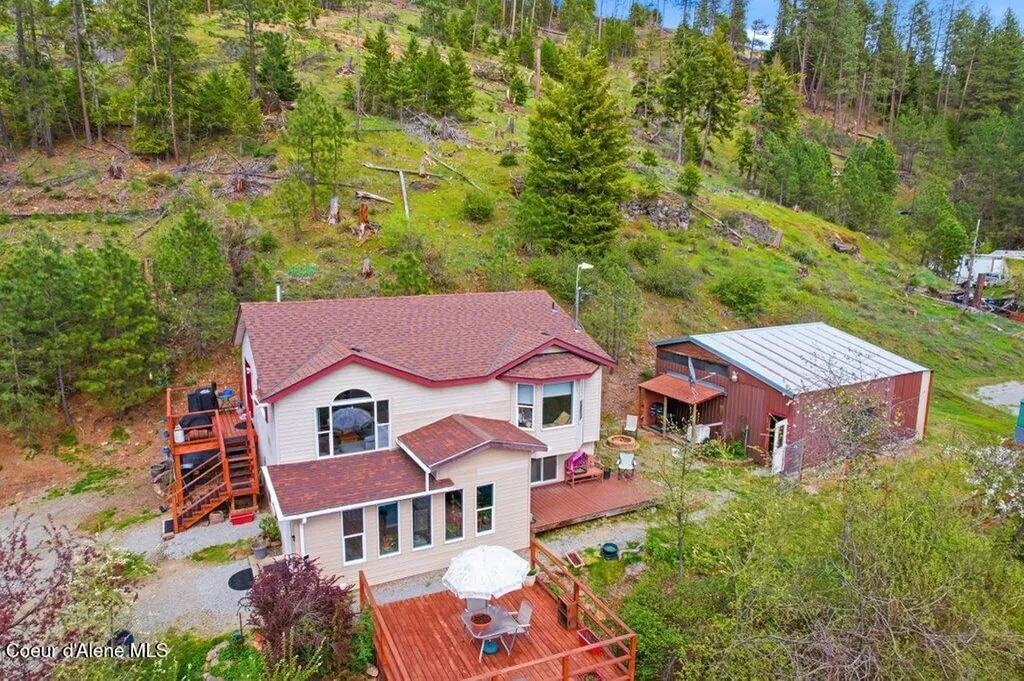 286A Abbey Road Cataldo ID 83810