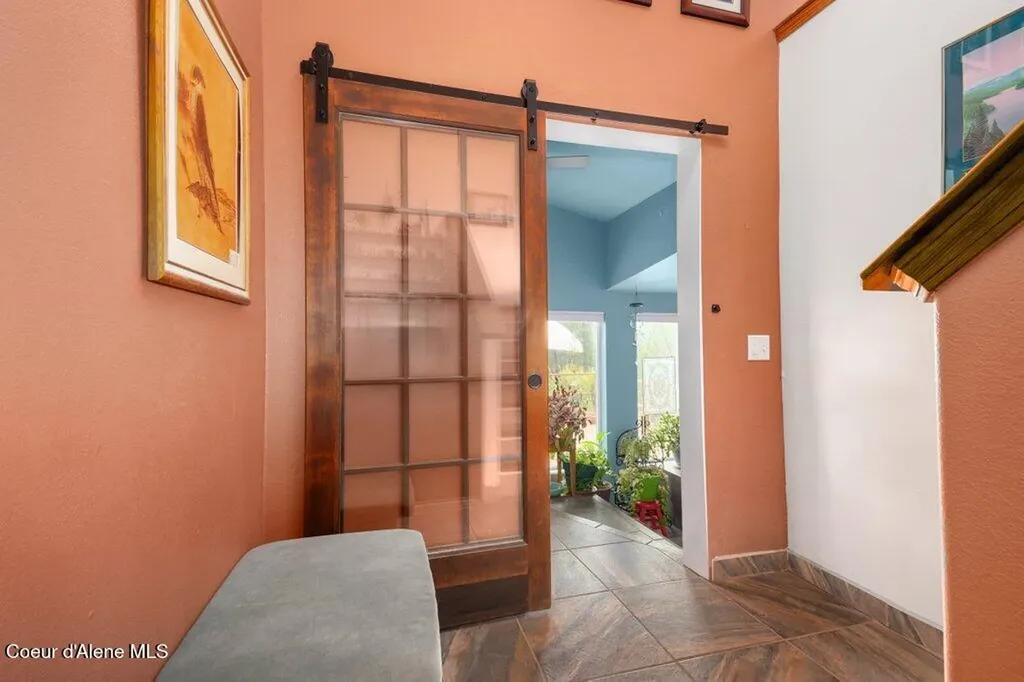 286A Abbey Road Cataldo ID 83810
