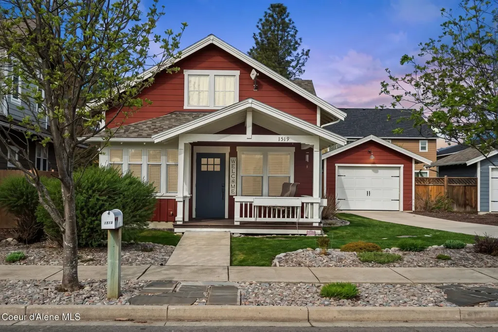 1519 Nicholas Way Sandpoint ID 83864