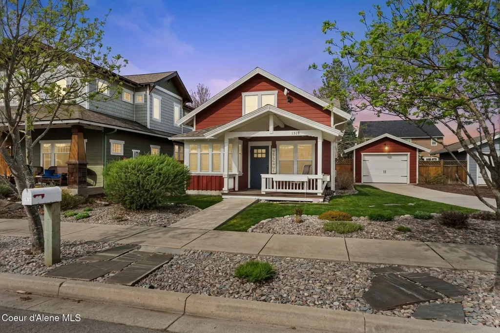 1519 Nicholas Way Sandpoint ID 83864