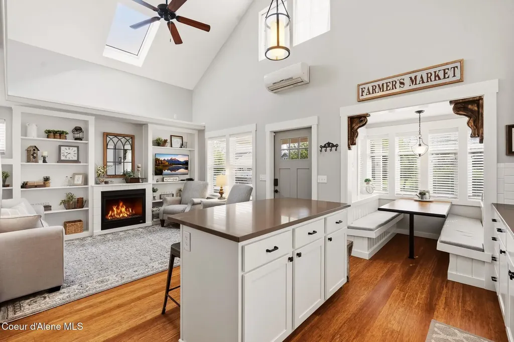 1519 Nicholas Way Sandpoint ID 83864