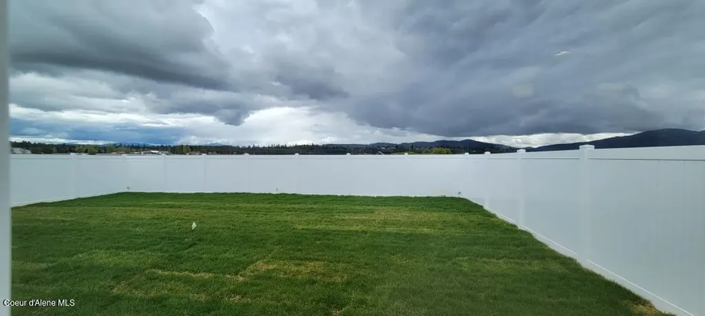 4888 E Dorado Avenue Post Falls ID 83854
