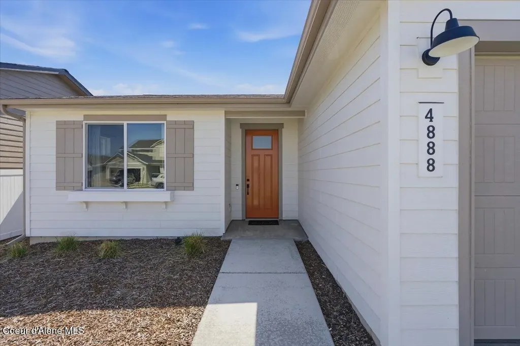 4888 E Dorado Avenue Post Falls ID 83854