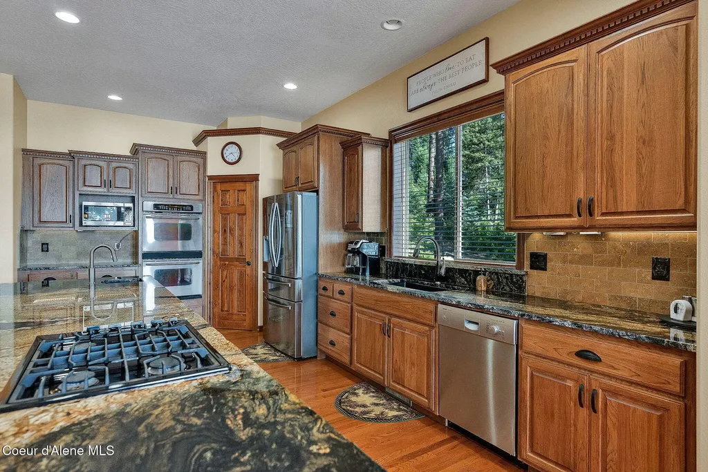 7404 S Panorama View Drive Harrison ID 83833
