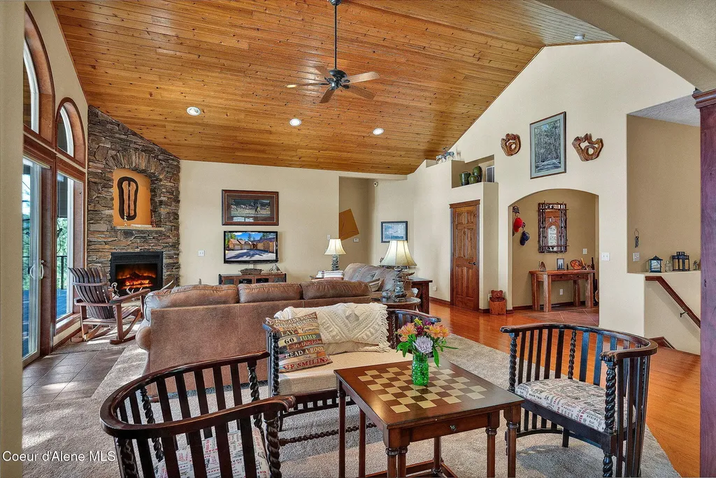 7404 S Panorama View Drive Harrison ID 83833