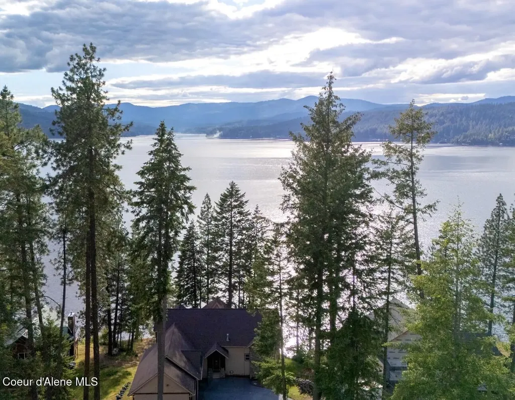 7404 S Panorama View Drive Harrison ID 83833