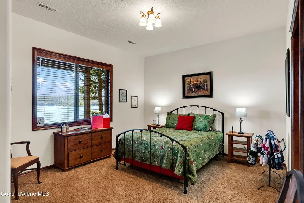 7404 S Panorama View Drive Harrison ID 83833
