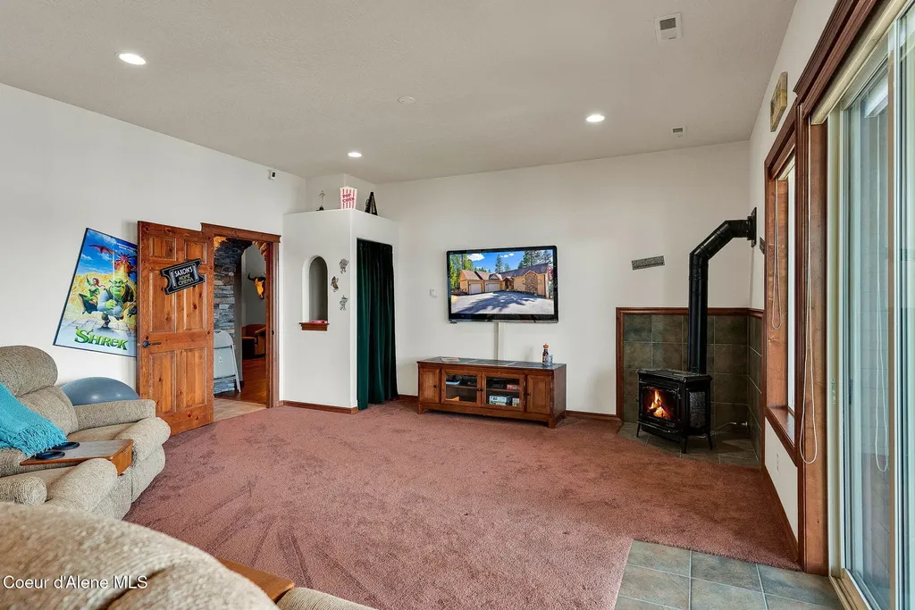7404 S Panorama View Drive Harrison ID 83833