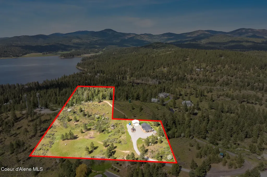 10824 N Payment Peak Road Hauser ID 83854