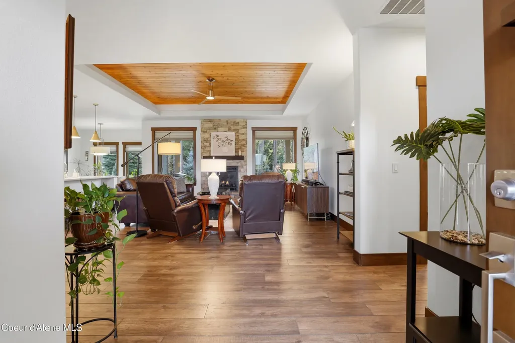 12836 N Sunflower Loop Hayden ID 83835
