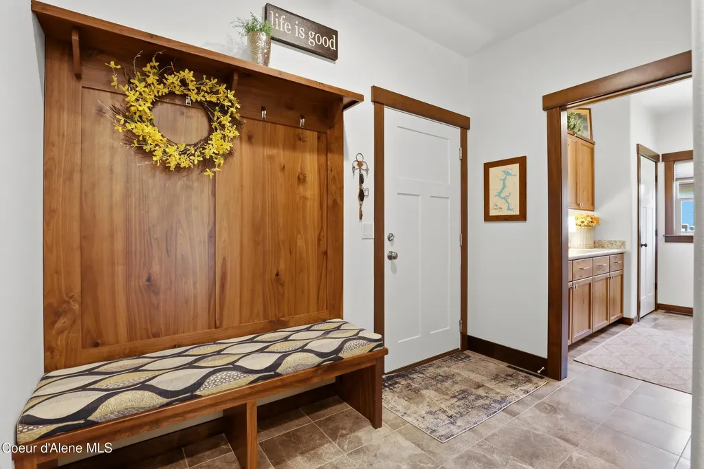 12836 N Sunflower Loop Hayden ID 83835
