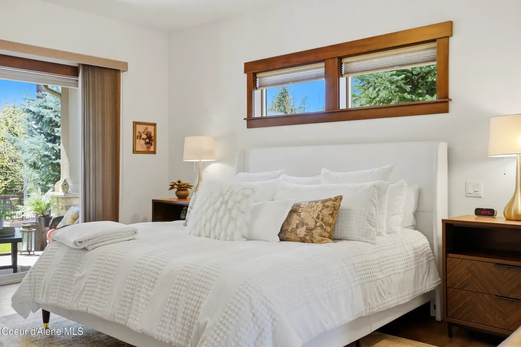 12836 N Sunflower Loop Hayden ID 83835