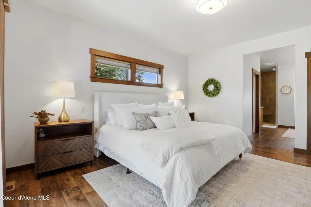 12836 N Sunflower Loop Hayden ID 83835