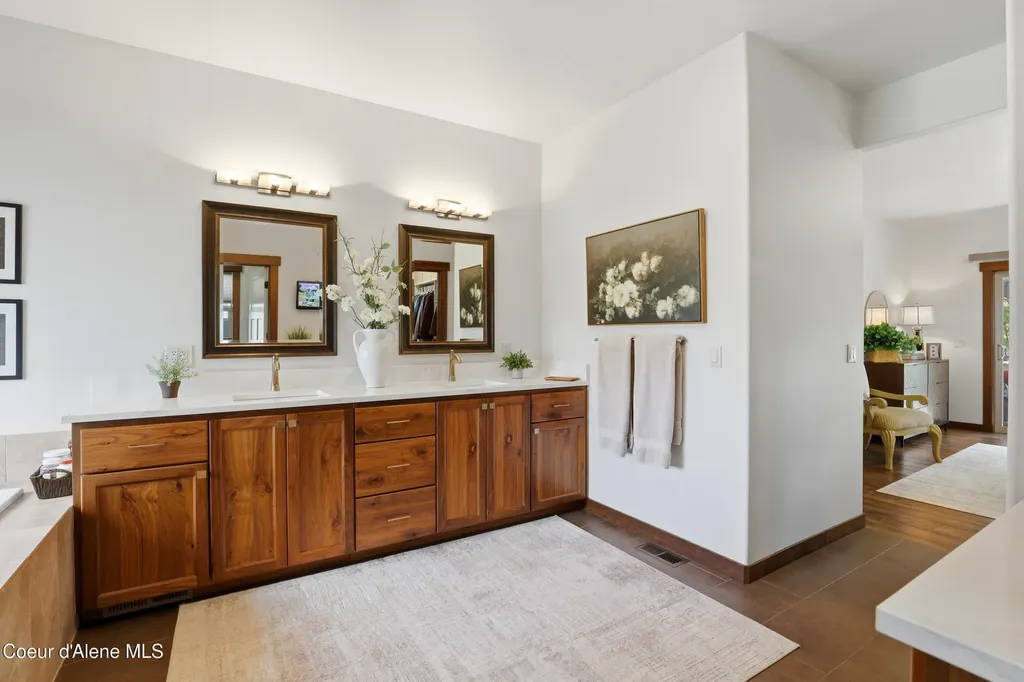 12836 N Sunflower Loop Hayden ID 83835