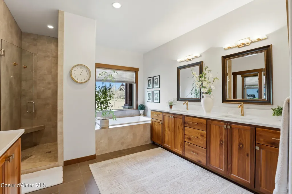 12836 N Sunflower Loop Hayden ID 83835