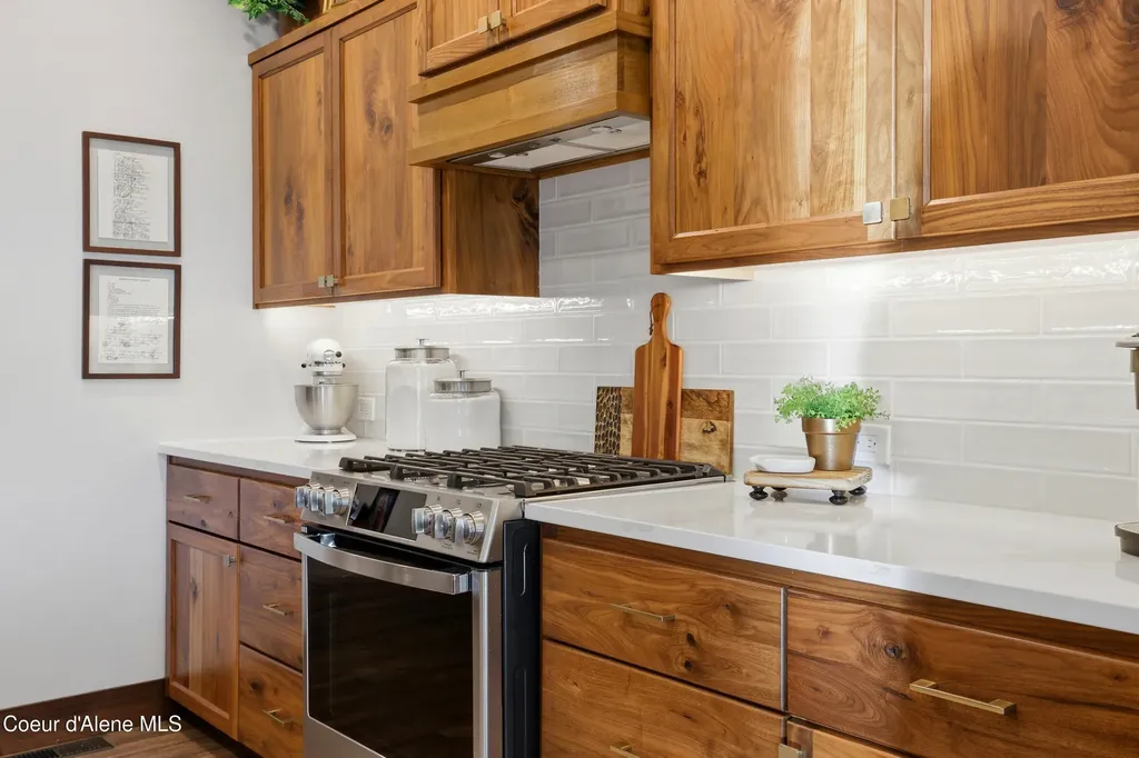 12836 N Sunflower Loop Hayden ID 83835