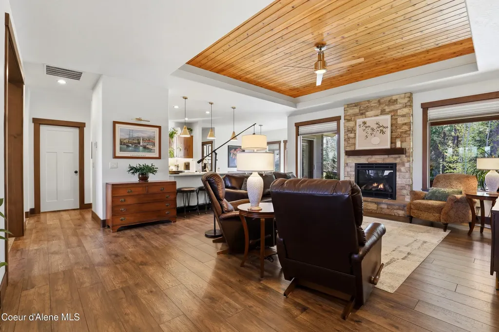 12836 N Sunflower Loop Hayden ID 83835