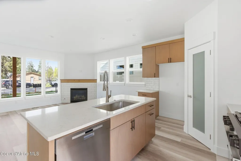 108 E 10th Avenue Post Falls ID 83854