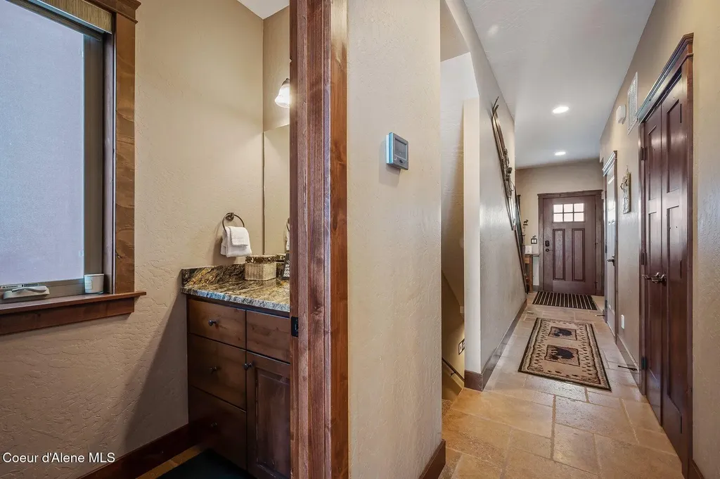 153 Chutes Lane Sandpoint ID 83864