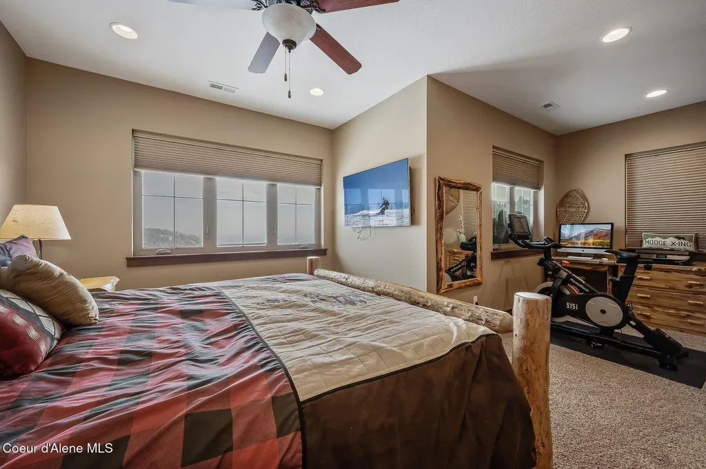 153 Chutes Lane Sandpoint ID 83864