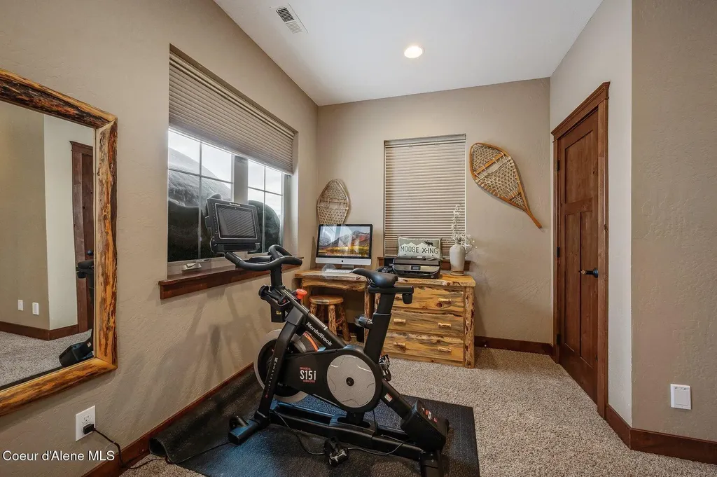 153 Chutes Lane Sandpoint ID 83864