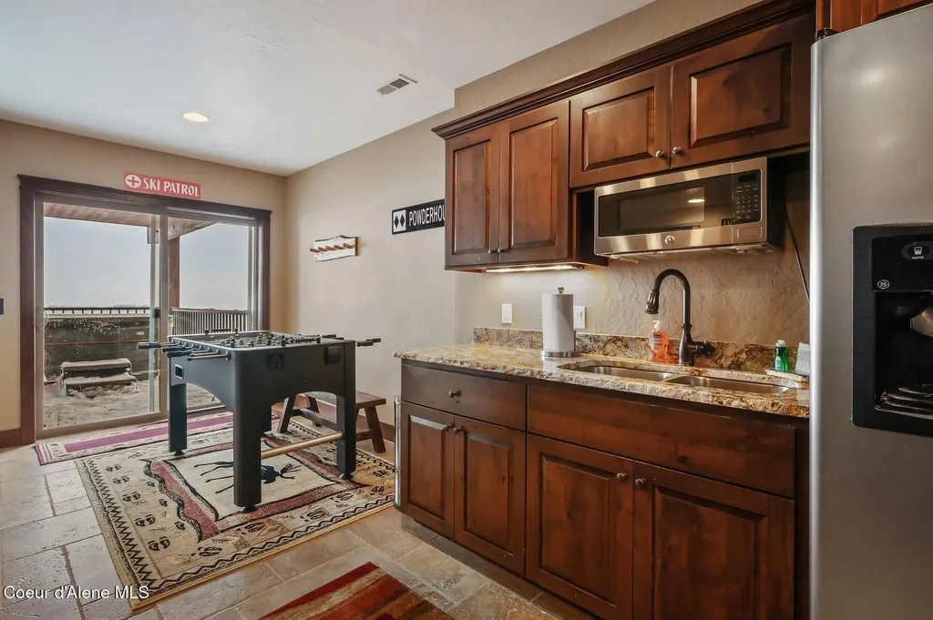 153 Chutes Lane Sandpoint ID 83864