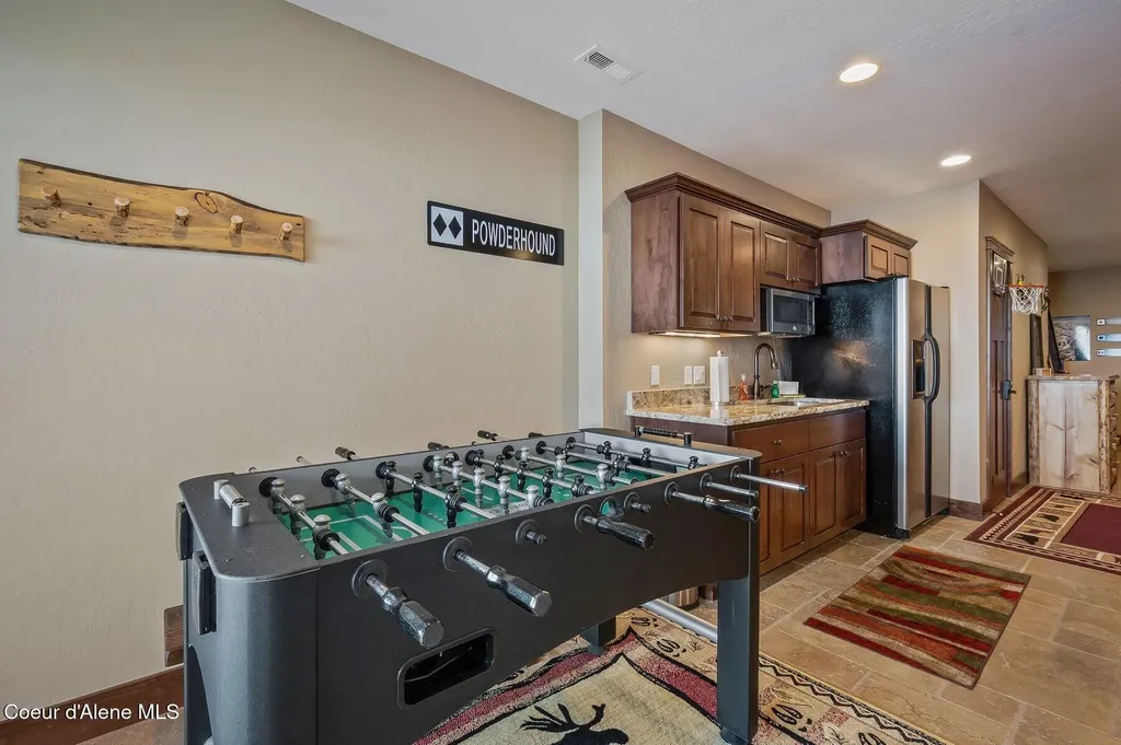 153 Chutes Lane Sandpoint ID 83864