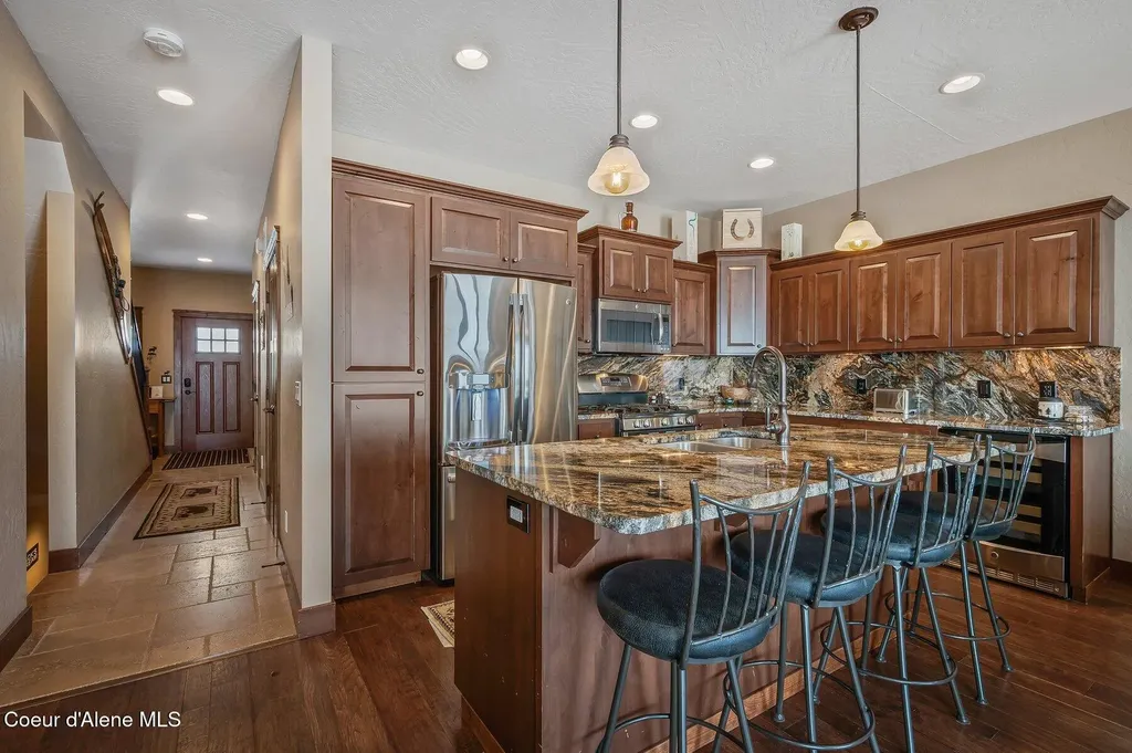 153 Chutes Lane Sandpoint ID 83864