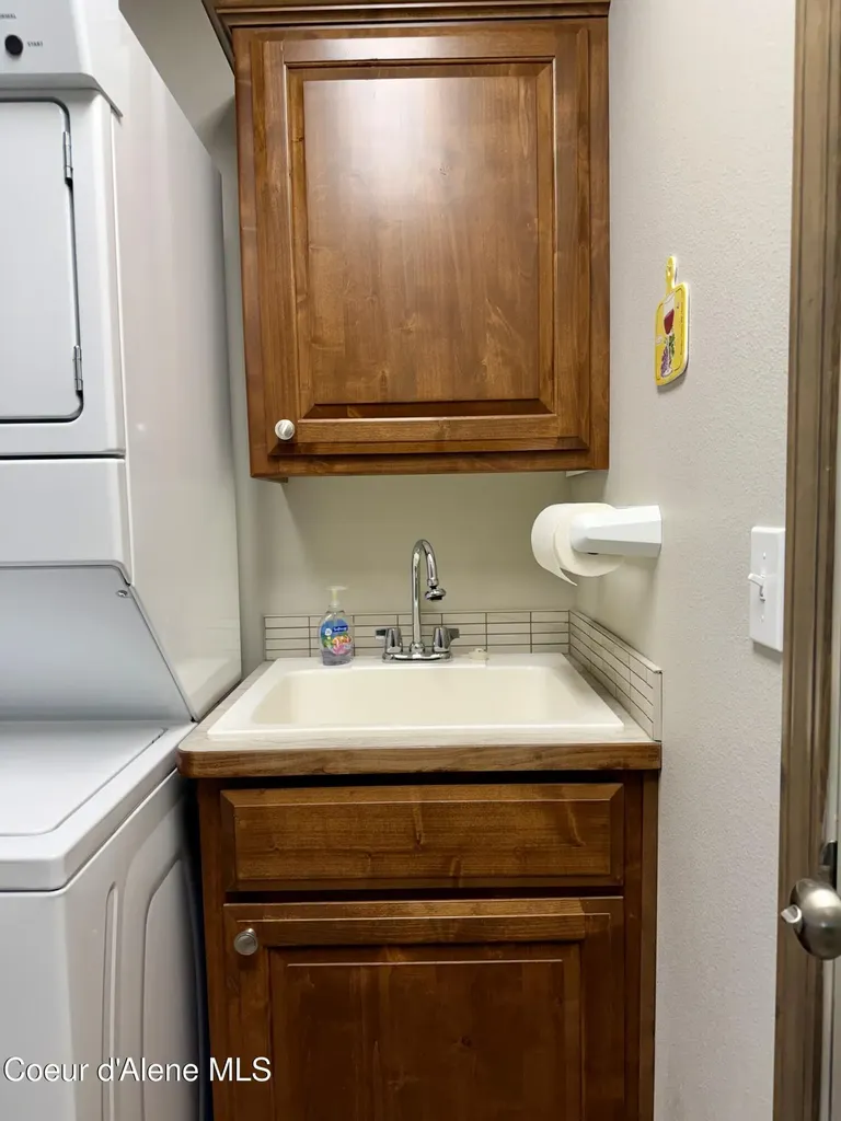 8493 N Retirewood Court Hayden ID 83835